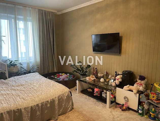 Продается 1к квартира 49 м2 вул. Закревского, 95