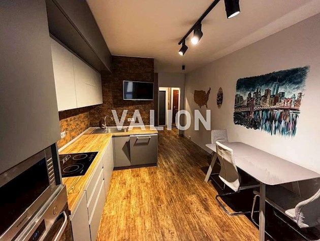 Продажа: 2 к.кв. с хорошим ремонтом ЖК Патриотика метро Осокорки, Позняки, Дарницкий район.