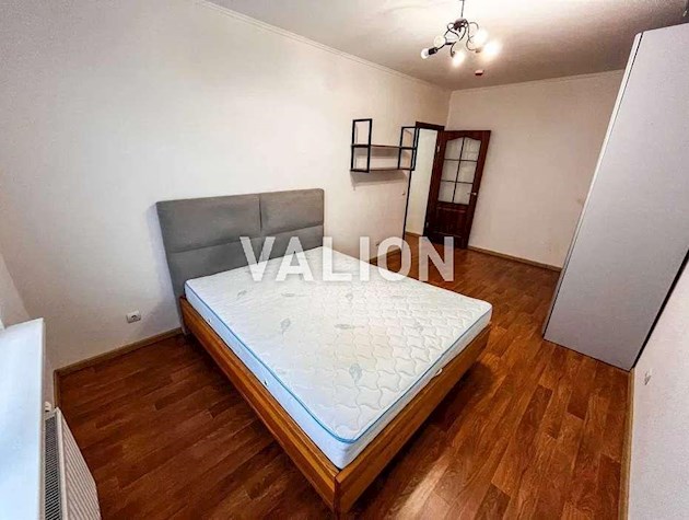 Продажа: 2 к.кв. с хорошим ремонтом ЖК Патриотика метро Осокорки, Позняки, Дарницкий район.