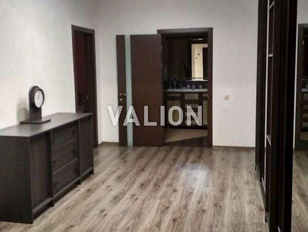 Продажа 2-к квартиры ул. Михаила Максимовича 3г