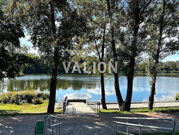 Продажа 3-кквартиры ул. Иорданская 1а