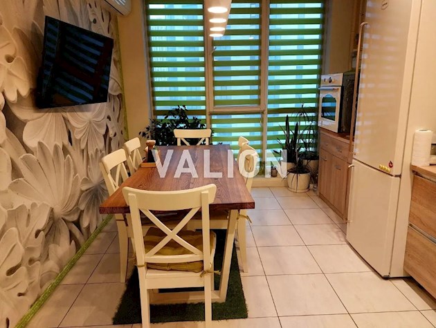 Продаж 2-к квартири вул. Центральна 21а