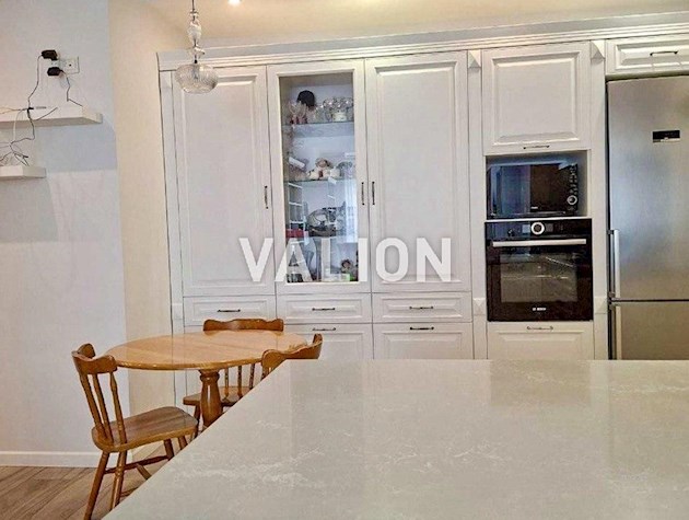 Продам современную 2-х комнатную квартиру Драгоманова 2, Дарницкий район