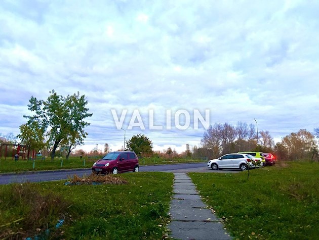 Продажа 3 ком квартира под ремонт, Оболонская набережная, ул. Приречная, 17