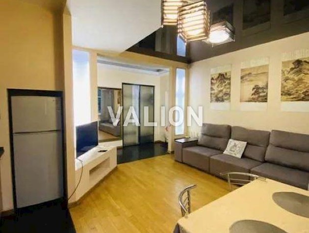 Продаж 3-к квартири вул. Басейна 17