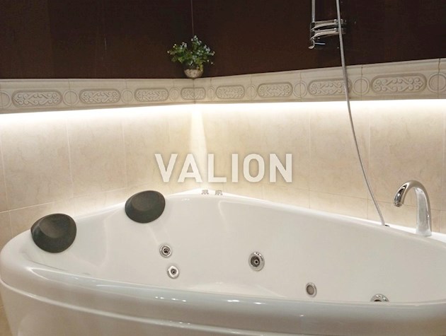 Продам 1к квартиру, Центр Киева, авторский ремонт, ул. Дмитриевская 80