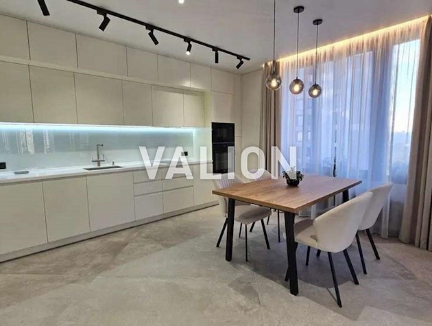 Продаж 2-к квартири Дніпровська набережна 18а