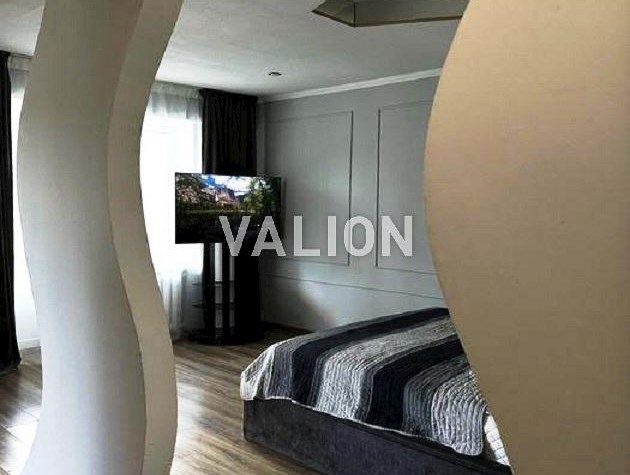 Продаю 1-кімнатної квартири з ремонтом вул.Донецька, 57. Солом’янський район