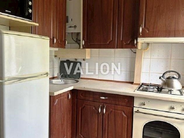 Продаю 1-кімнатної квартири з ремонтом вул.Донецька, 57. Солом’янський район