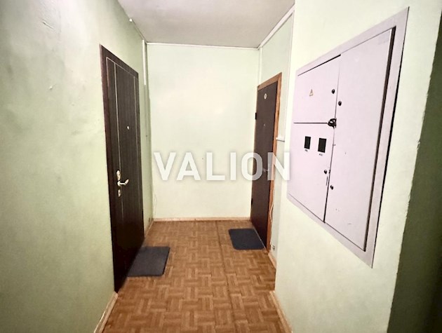 Продам 2-комнатную квартиру по ул. Новаторов 22А, Старая Дарница, Дарницкий Вокзал, Соцгород, Дарницкая площадь, Днепровский район