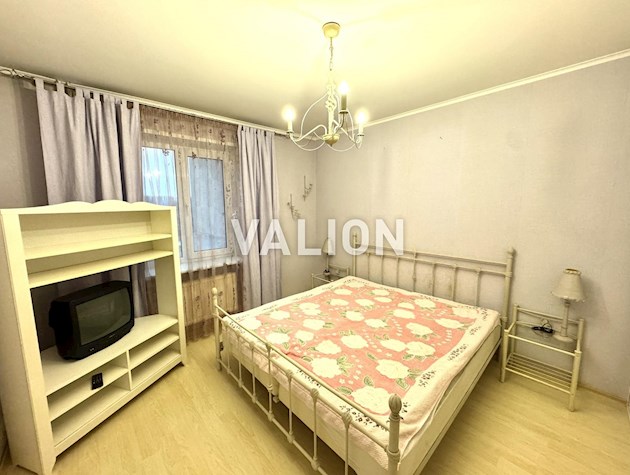 Продам 2-комнатную квартиру по ул. Новаторов 22А, Старая Дарница, Дарницкий Вокзал, Соцгород, Дарницкая площадь, Днепровский район