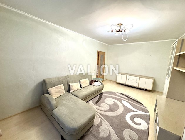 Продам 2-комнатную квартиру по ул. Новаторов 22А, Старая Дарница, Дарницкий Вокзал, Соцгород, Дарницкая площадь, Днепровский район