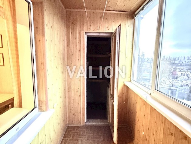 Продам 2-комнатную квартиру по ул. Новаторов 22А, Старая Дарница, Дарницкий Вокзал, Соцгород, Дарницкая площадь, Днепровский район