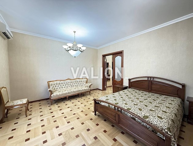 Продаж квартири вул. Коновальця 32г