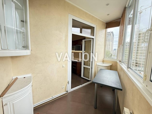 Продаж квартири вул. Коновальця 32г