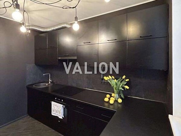 Продажа 2-к квартиры проспект Соборности 30а