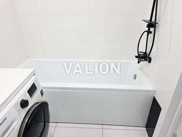 Продажа 2-к квартира ул. Евгения Сверстюка 6в