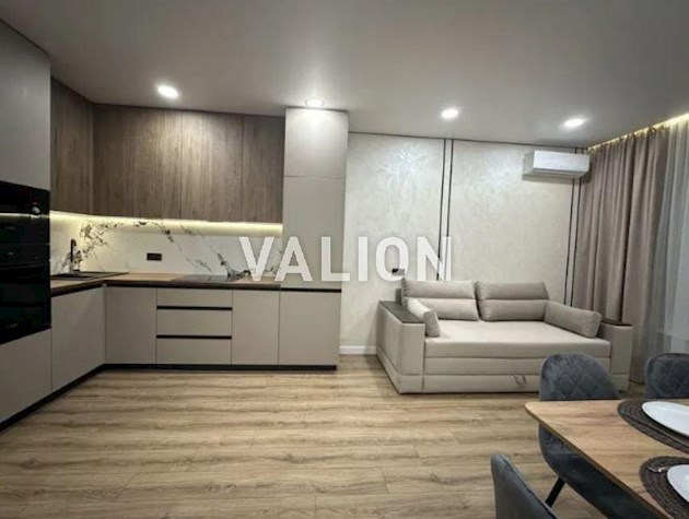 Продажа: 1 к.кв. 47м2 в ЖК Варшвовский 3 дом. 10,1