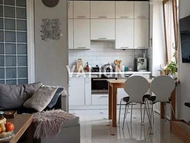 Продаж 3-к квартири вул. Велика Васильківська 134