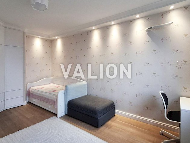 Продажа 3 – комн. квартиры, ЖК «Корона», ул. Княжий Затон 21, Дарницкий район, Левый берег, Осокорки.