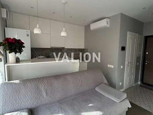 Продажа 1-к квартиры улица Салютная 2б