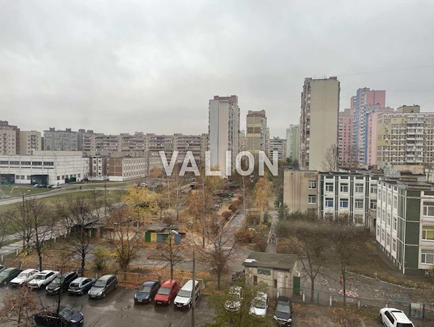 Продажа 1к квартиры 42 м2 по вулю Александры Экстер,12