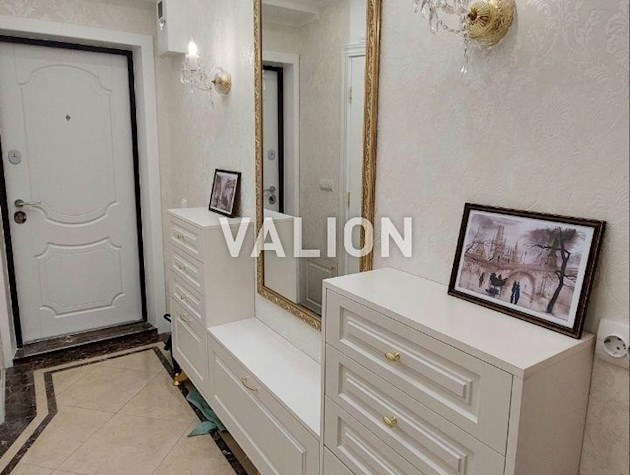 Продаж 2-к квартири Берестейський проспект 7б, Шевченківський район, Центр, Правий берег.