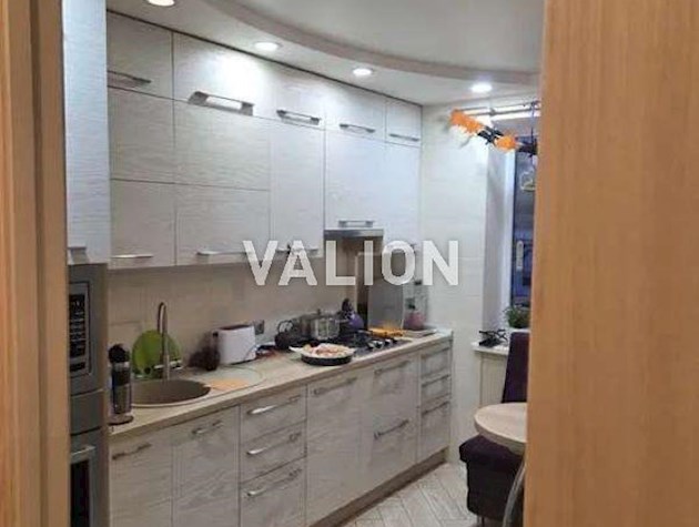 Продажа 3-к квартиры просп. Червоной Калины 93б