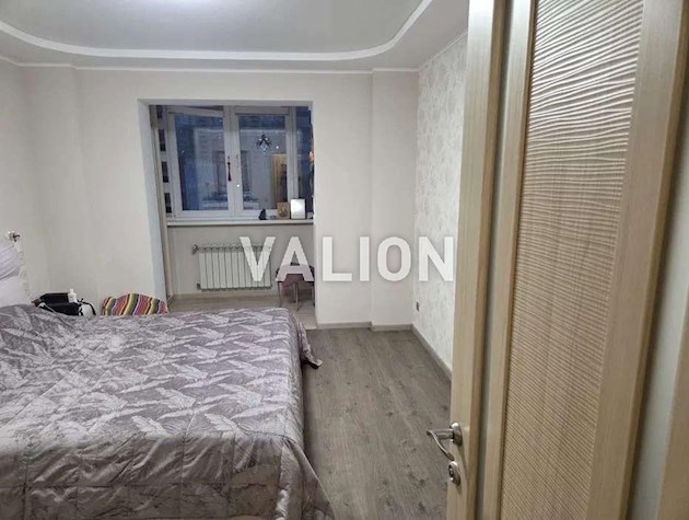 Продажа 3-к квартиры просп. Червоной Калины 93б