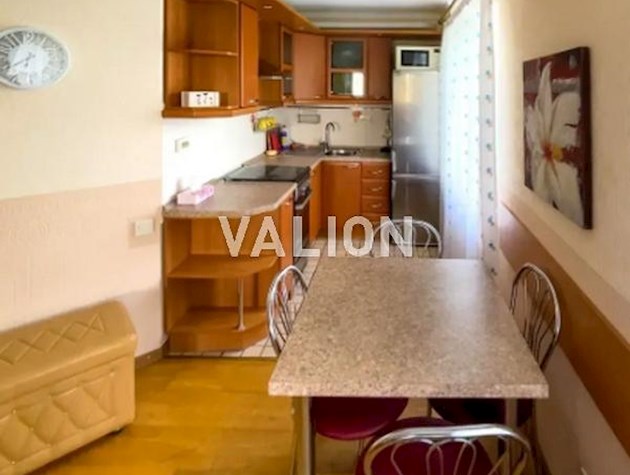 Продаж 2к квартири, метро Нивки, вул. Данила Щербаківського,54