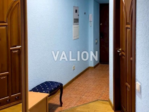 Продаж 2к квартири, метро Нивки, вул. Данила Щербаківського,54