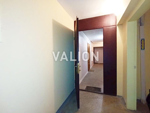 Эксклюзивная продажа 2-х комнатной квартиры в самом сердце Киева! Без комиссии для покупателя! Киев, Печерский район. Ул. Князей Острожских (Московская), 17/2