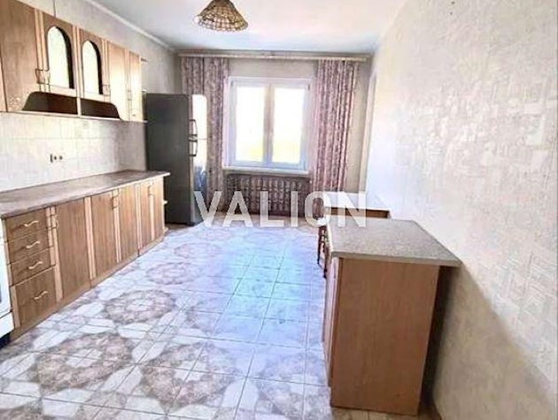 Продаж 3-к квартири вул. Машинобудівна 21а