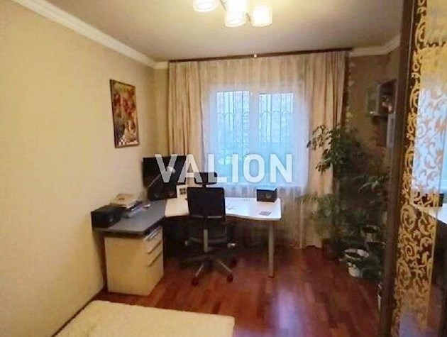 Продам 3к квартиру, ул. Симиренко, 22Б, Святошинский, 77 м2, ремонт