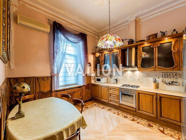 Продаж 3-к квартири Гетьмана Павла Скоропадського23, Шевченківський район