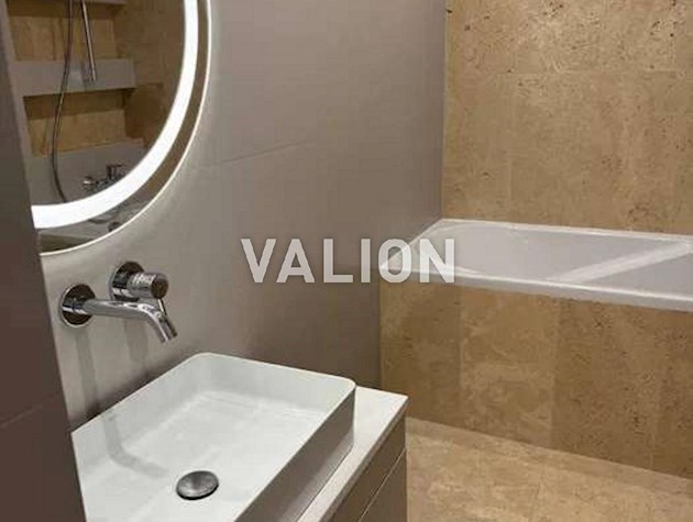 Продажа 2-к квартиры ул. Каховская 62а