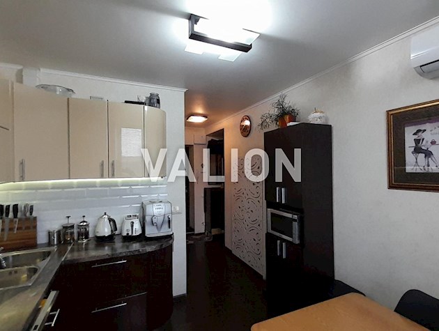 Продаж 1-кімнатної квартири вул. Дмитрівська 2, центр