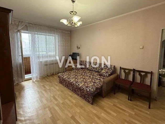 Продажа: Двухкомнатная квартира 57 кв.м, Тростянецкая 6