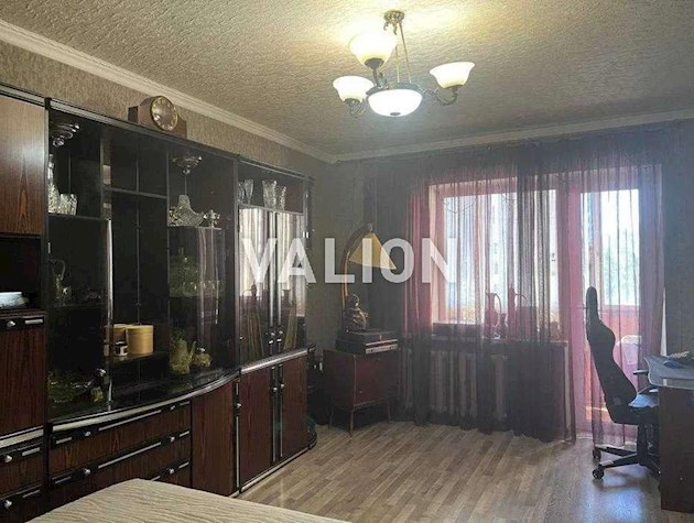 Продажа 3-к квартиры ул. Сержа Лифаря 9/61