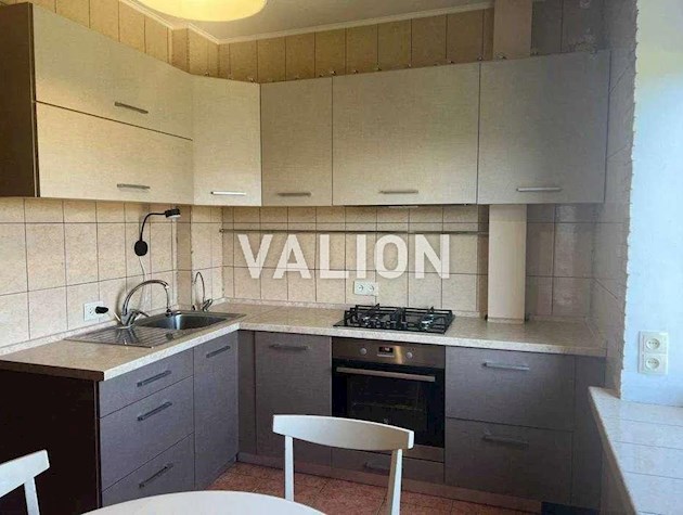 Продажа 3-к квартиры ул. Сержа Лифаря 9/61