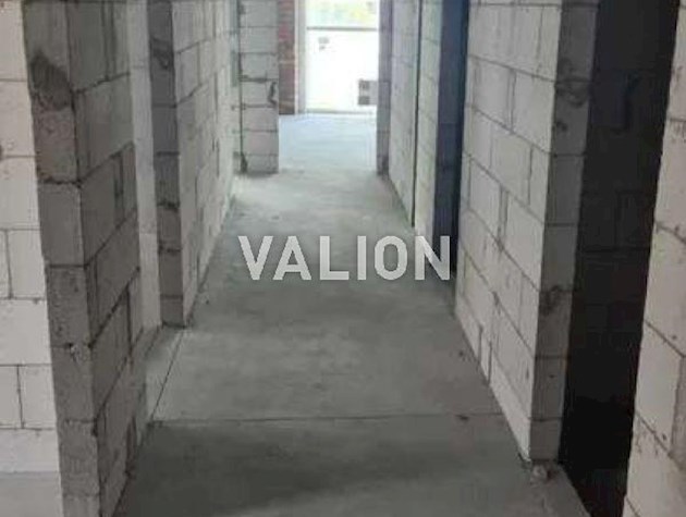 Продаж 3-к квартири вул. Дніпровська набережна 15д