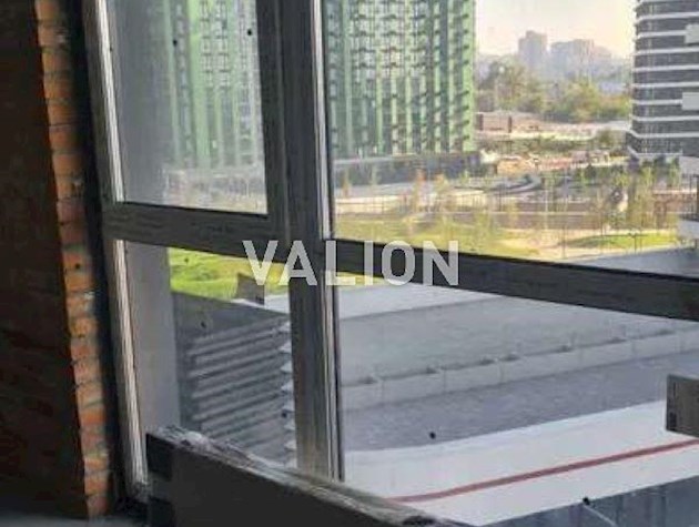 Продаж 3-к квартири вул. Дніпровська набережна 15д