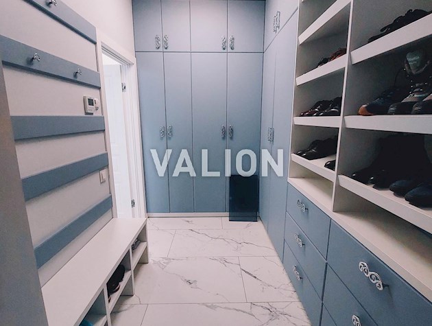 Продаж сучасної квартири з авторським ремонтом Чорновола, 29А Без комісії