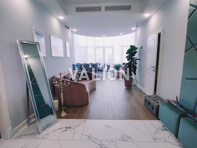 Продаж сучасної квартири з авторським ремонтом Чорновола, 29А Без комісії