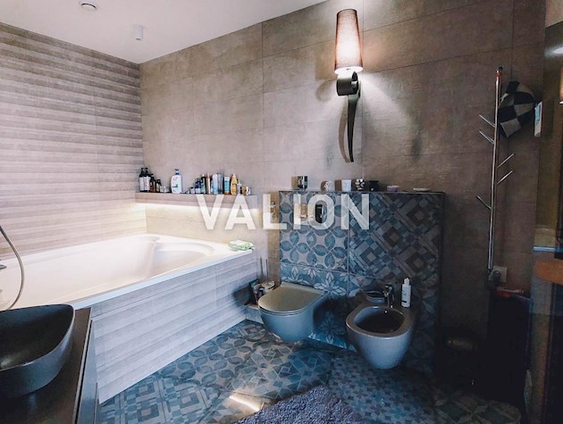 Продаж сучасної квартири з авторським ремонтом Чорновола, 29А Без комісії