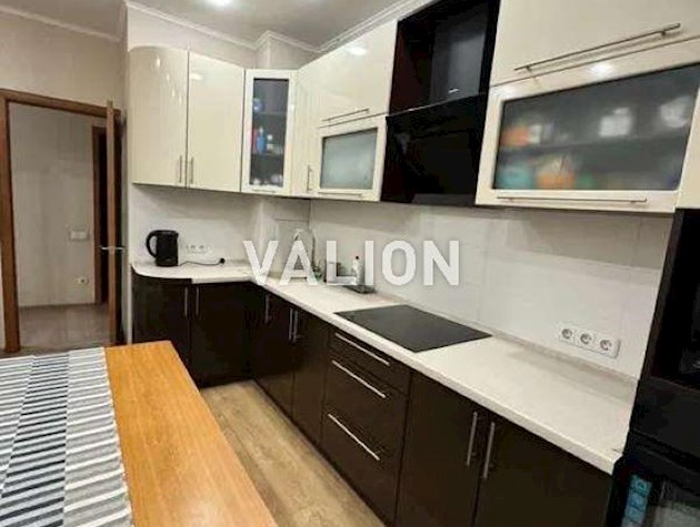 Продажа 2-к квартиры ул. Верховинная 91