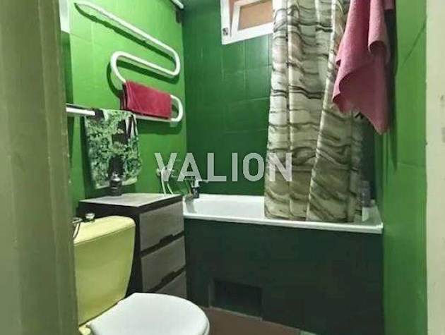 Продаж 2-к квартири Голосіївський район пр. Науки, 74