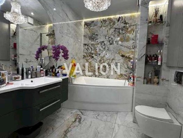 Продажа 2-к квартира ул. Евгения Маланюка 101