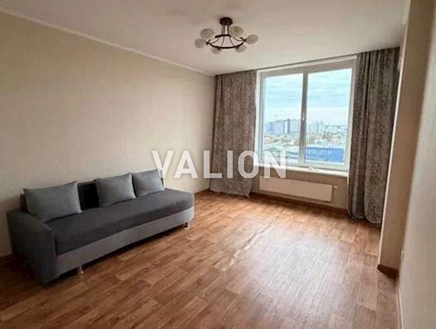 Продаж 1-к квартири вул. Богатирська 6а