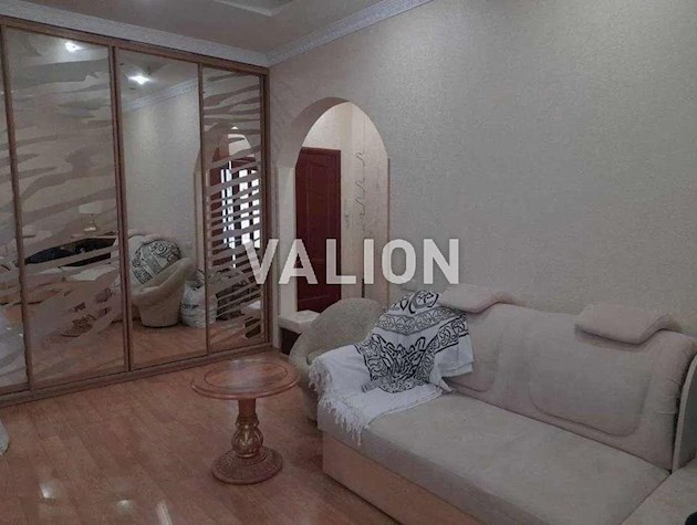 Продам 1-к квартиру ул.Лейпцигская 2/37, Печерский район